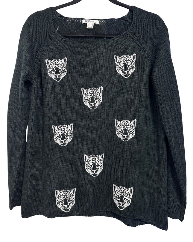 SUITEBLANCO Black Leopard Head Embroidered Knit Sweater