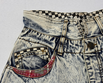 Get Used by Elie Acid Wash Blue Vintage High-Waisted Tapered Jeans