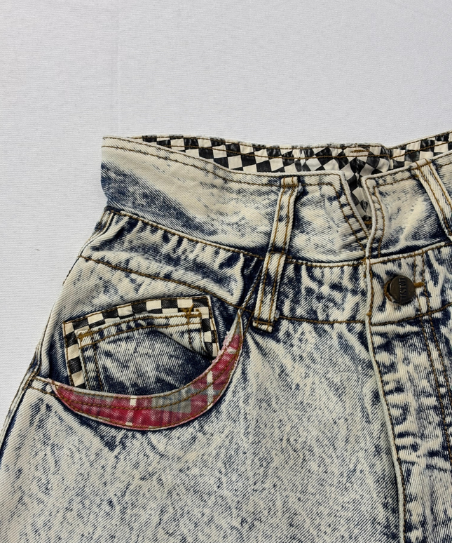 Get Used by Elie Acid Wash Blue Vintage High-Waisted Tapered Jeans