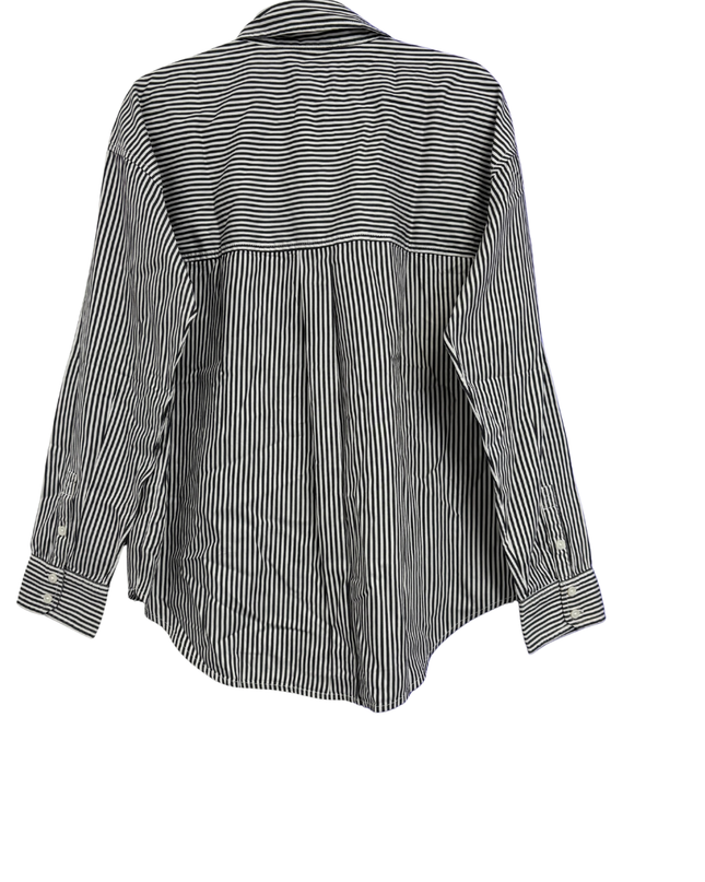 American Eagle Black and White Striped Long Sleeve Button-Down Shirt