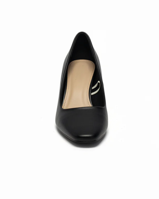 Shoemart Black Pointed Toe Heels
