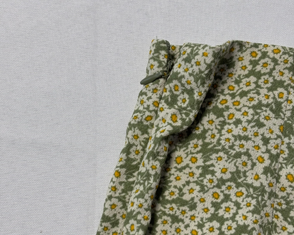 Aeropostale Green Floral Daisy Print Mini Skirt