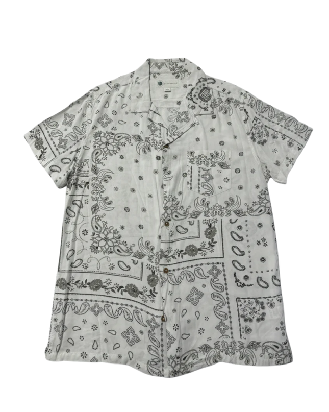 Aeropostale White Bandana Print Short Sleeve Resort Shirt