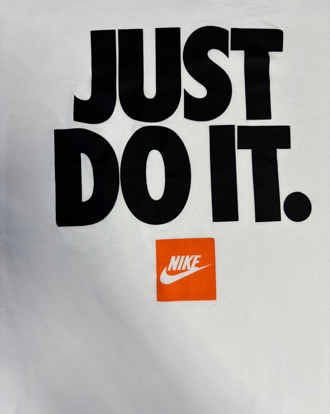Nike White 'Just Do It' Graphic T-Shirt