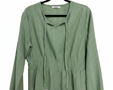 hui2ue Green Smocked Waist Tie-Neck Blouse