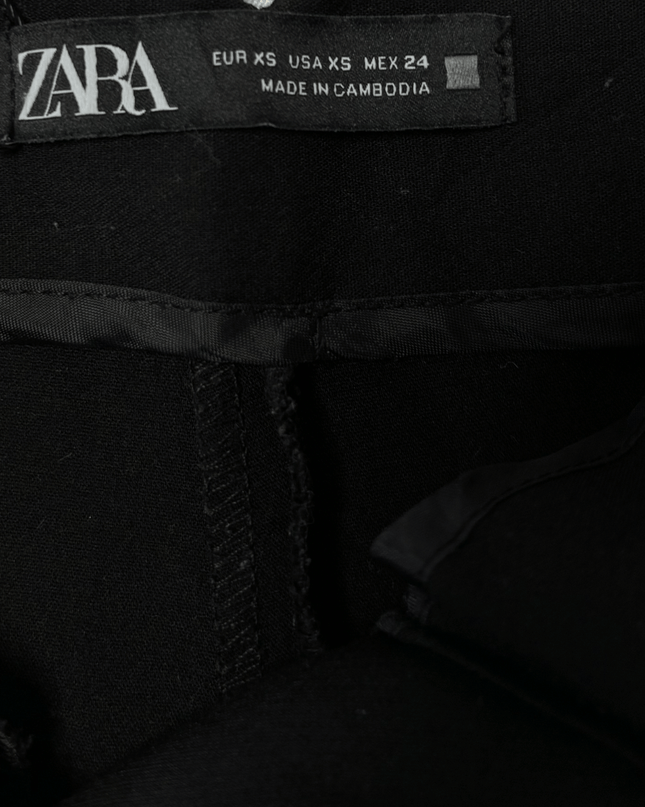ZARA High Waisted Black Trousers - Minimalist Chic