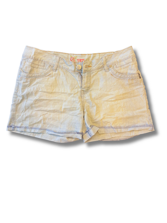 Old Navy Beige Boyfriend Shorts - XXL