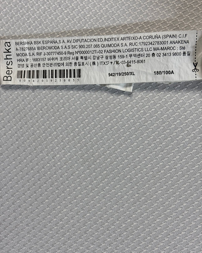 MC-09993-1438-3PJC8-002-brand_tag