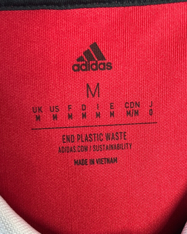 MC-06137-JRS-3PAAJ8002-brand_tag