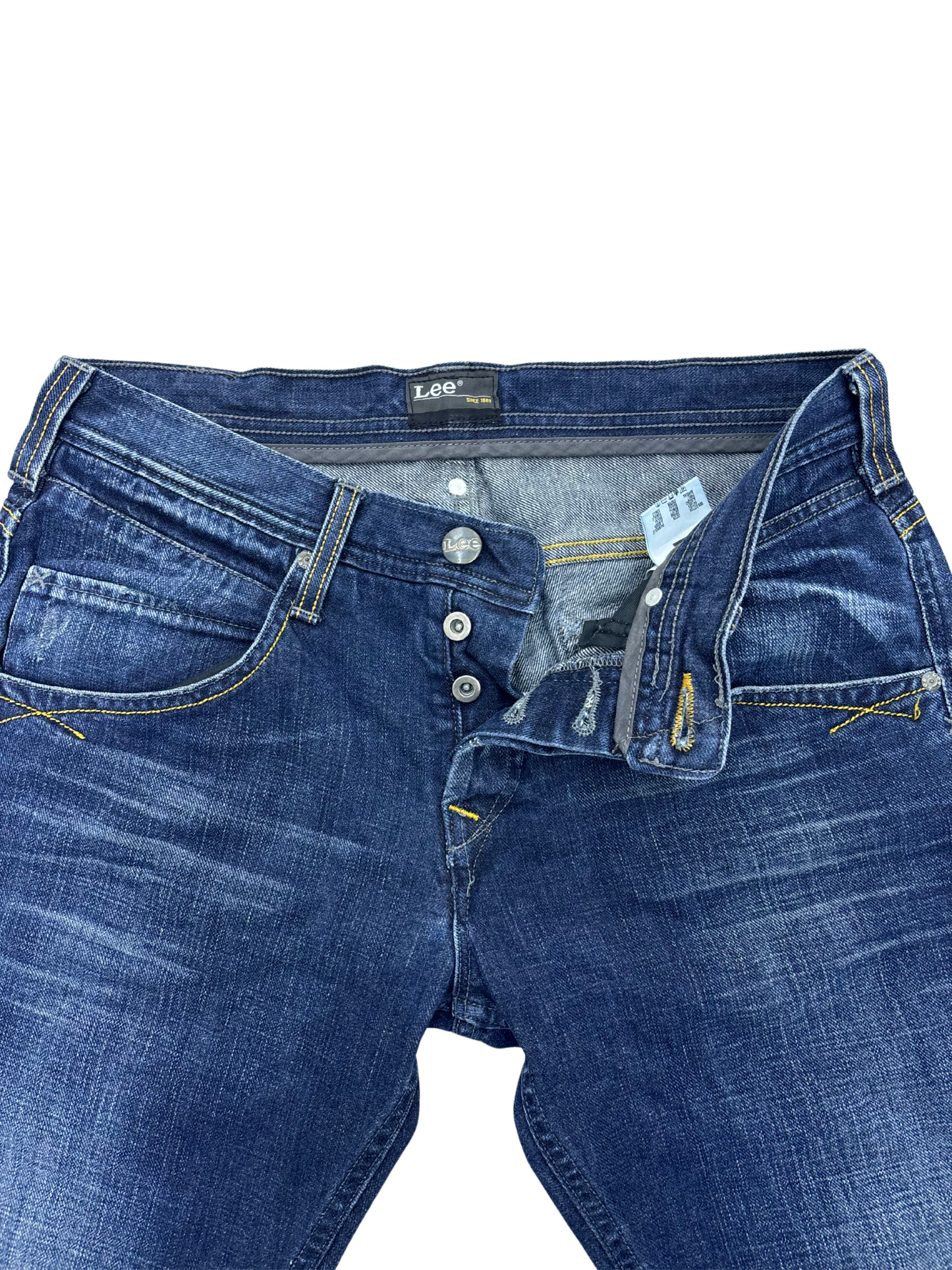 Lee Mid-Rise Denim Shorts – Faded Blue - M | Waist: 31