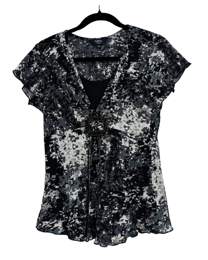 Reitmans Petites Abstract Black & Grey Pleated Buckle Detail V-Neck Top - S