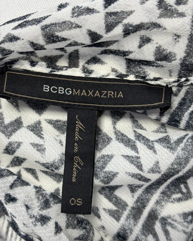 BCBGMAXAZRIA White/Black Geometric Print Sheer Kimono Shrug