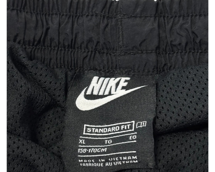 Nike Black Standard Fit Sportswear Track Pants