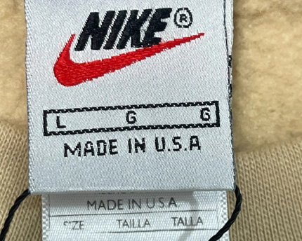 Nike Beige Vintage Spellout Graphic Sweatshirt