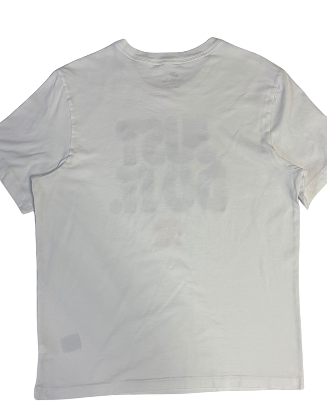 Nike White 'Just Do It' Graphic T-Shirt