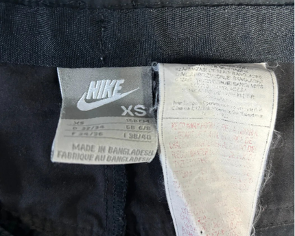 Nike Black Cropped Drawstring Capri Pants