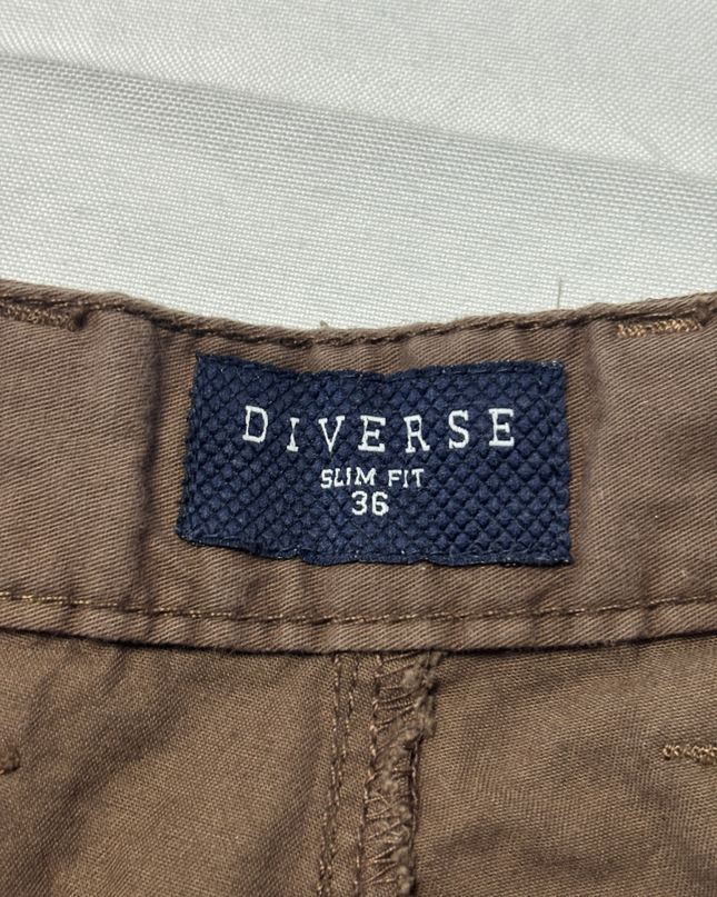Diverse Brown Men's Slim Fit Chino Shorts
