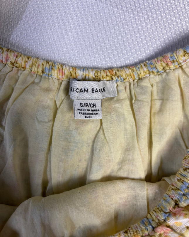 American Eagle Yellow Floral Puff Sleeve Crop Top
