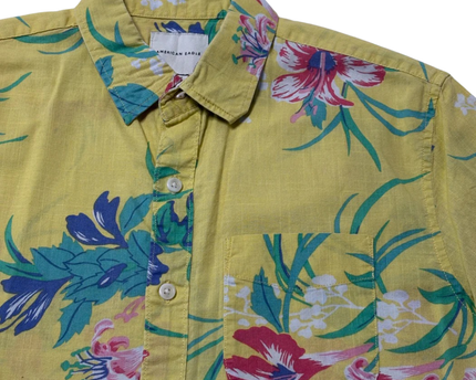 American Eagle Yellow Tropical Floral Short Sleeve Button Down Shirt