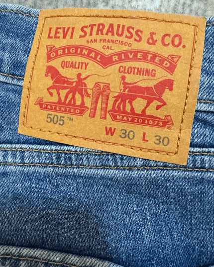 Levi’s 505 Original Fit Medium Wash Straight-Leg Jeans - S | Waist: 30"