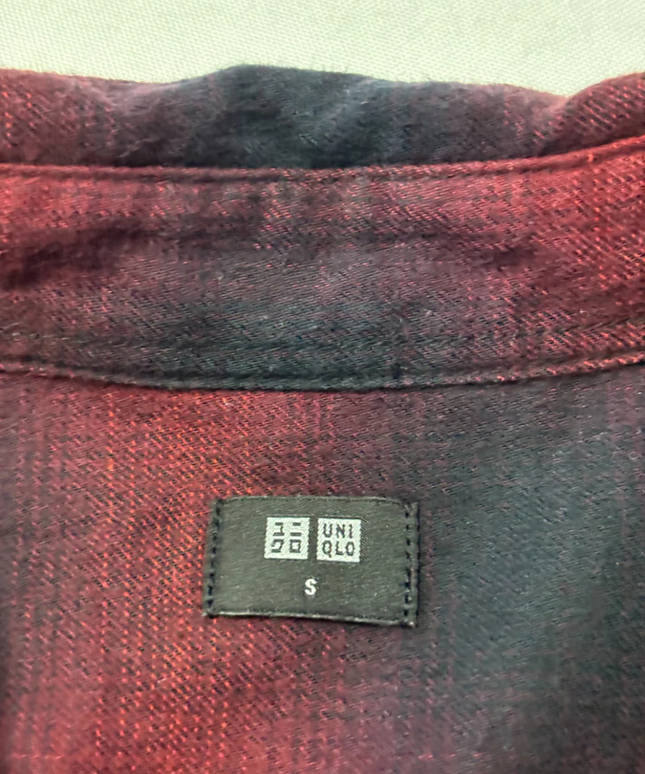 Uniqlo Red & Black Plaid Flannel Button Down Shirt