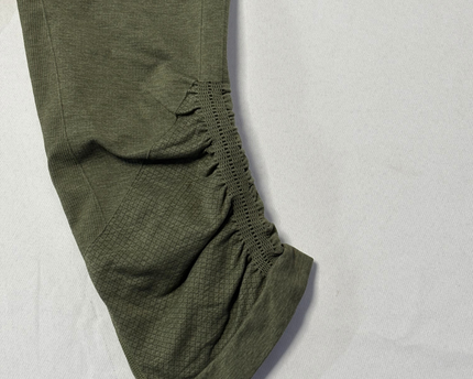 Lululemon Green Ruched Seamless Cropped Leggings