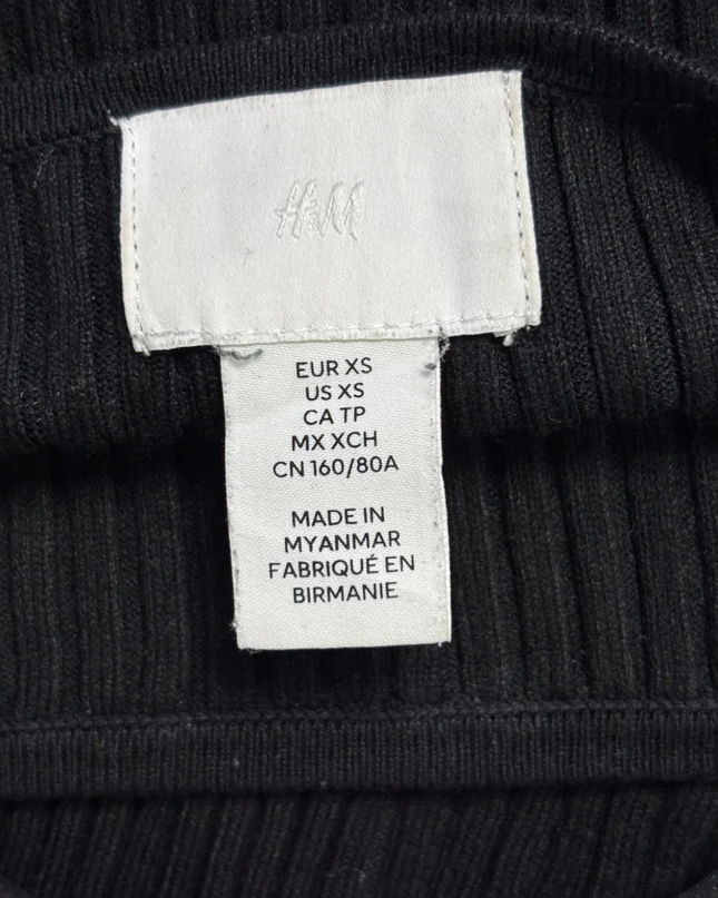 H&M Black Ribbed Long Sleeve Crop Top