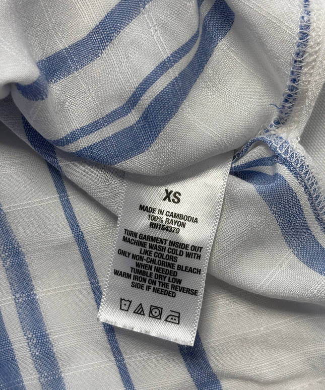 Aeropostale Blue and White Striped Cropped Long-Sleeve Shirt