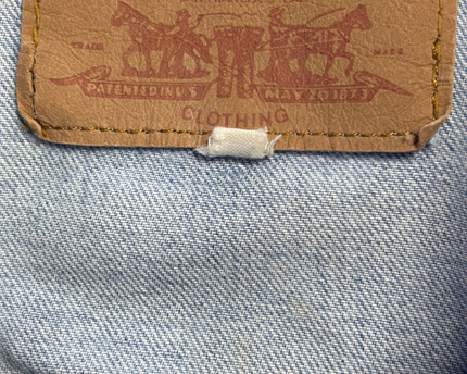 Levi's Light Blue Cropped Denim Trucker Jacket