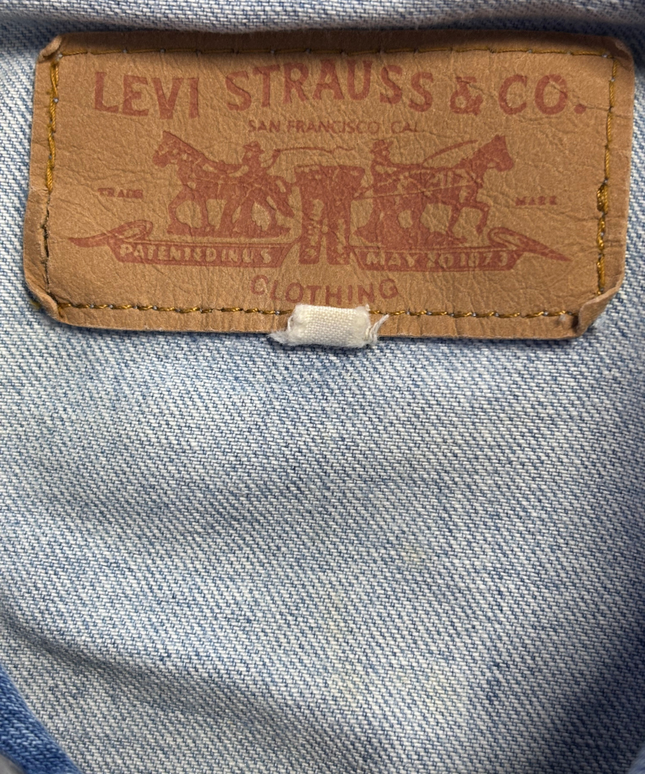 Levi's Light Blue Cropped Denim Trucker Jacket