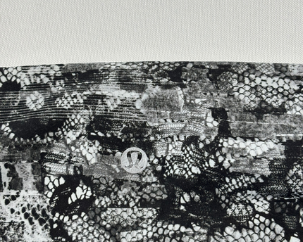 Lululemon Black and White Print Cropped Leggings