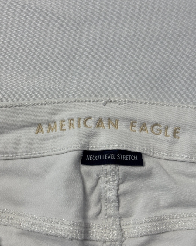 American Eagle White High-Waisted Button Fly Jegging Crop Jeans