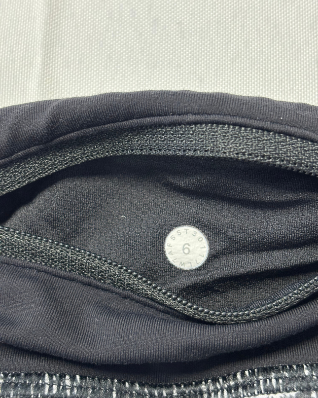Lululemon Black/White Patterned Performance Running Shorts