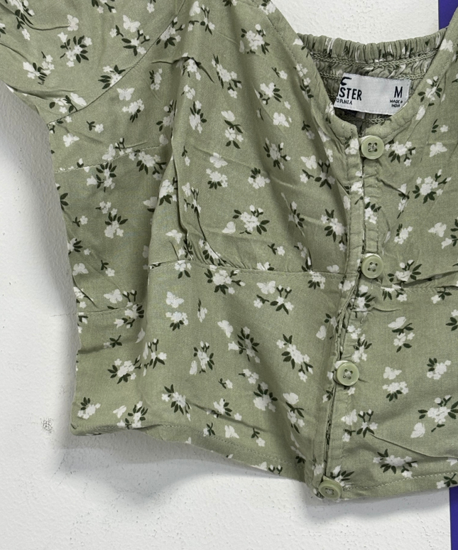 Hollister Green Floral Puffed Sleeve Button-Down Crop Top