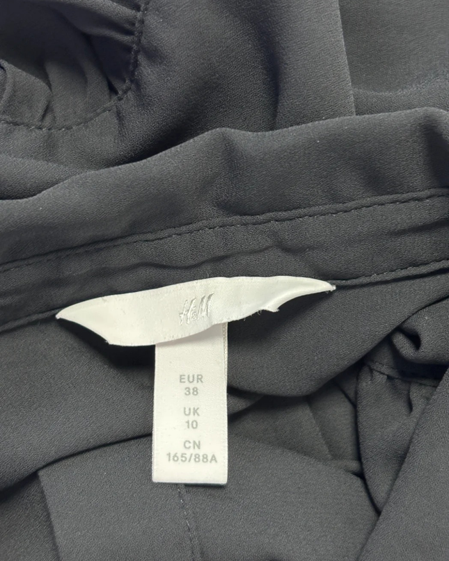 H&M Black Long Sleeve Button-Up Blouse