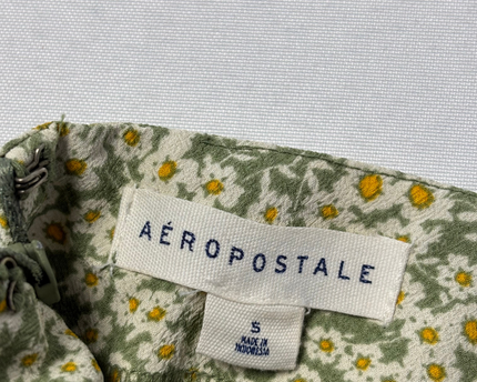 Aeropostale Green Floral Daisy Print Mini Skirt