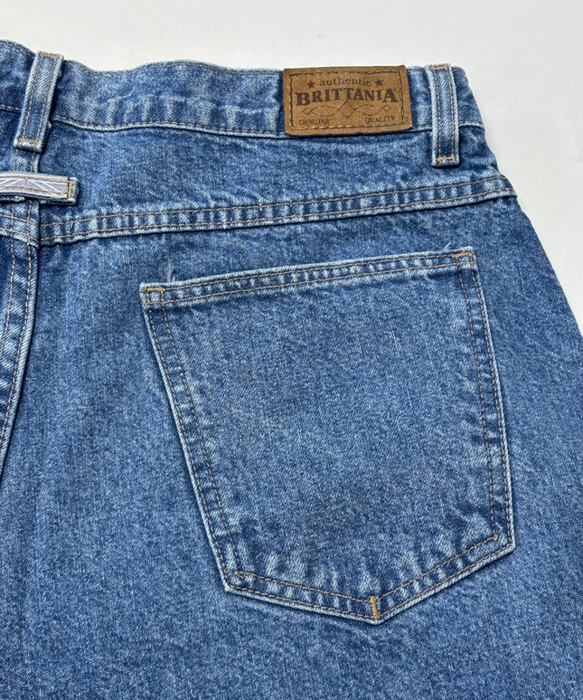Brittania Blue High-Waisted Tapered Leg Vintage Jeans