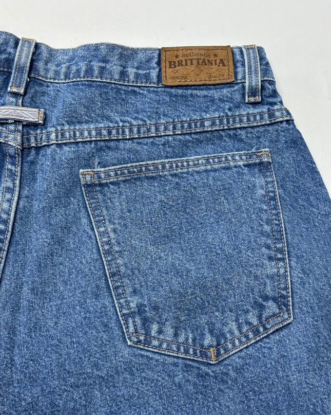 Brittania Blue High-Waisted Tapered Leg Vintage Jeans