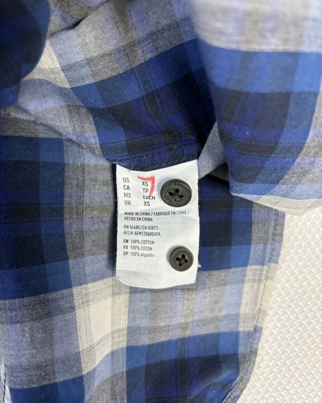 American Eagle Outfitters Blue Plaid Long Sleeve Button Down Shirt