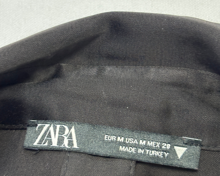 Zara Black Cropped Button-Down Long Sleeve Shirt