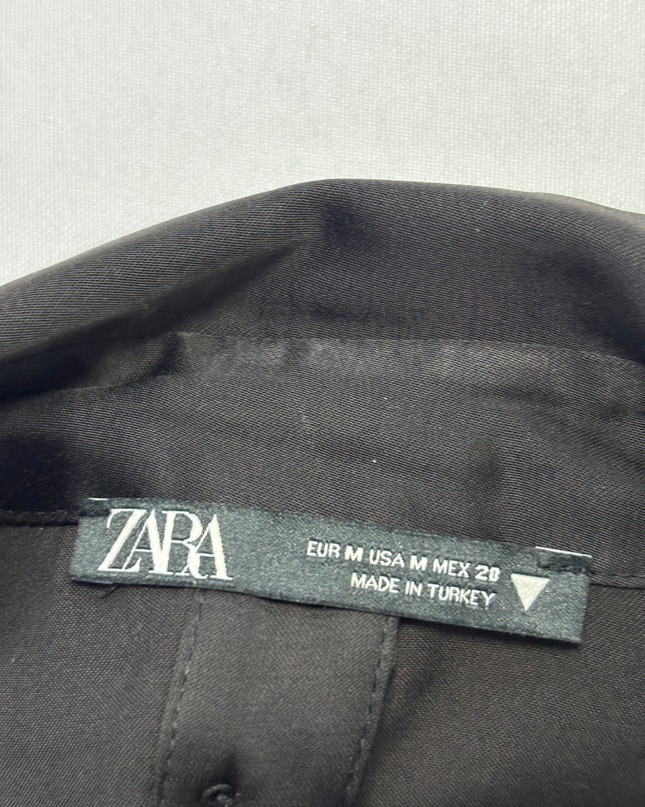 Zara Black Cropped Button-Down Long Sleeve Shirt