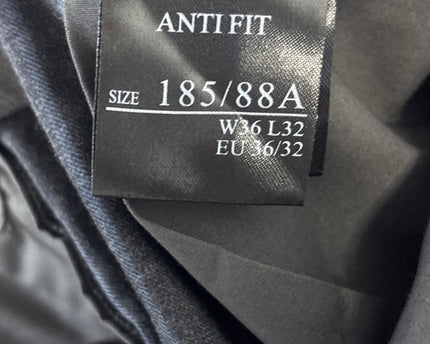 MC-06241-PNT-3PFS003-brand_tag