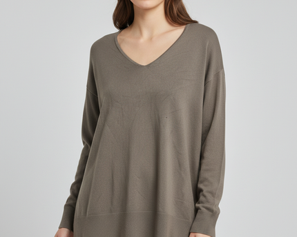 AMISU Olive V-Neck Lightweight Knit Sweater