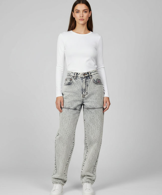 Get Used by Elie Acid Wash Blue Vintage High-Waisted Tapered Jeans