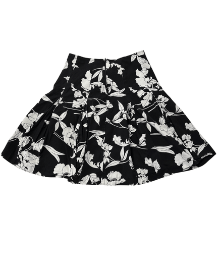 Suzy Shier Black & White Floral Pleated A-Line Mini Skirt