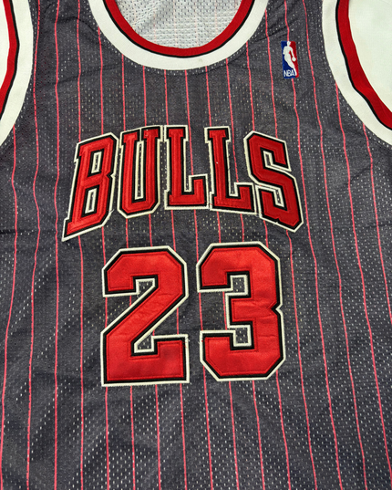 Nike NBA Chicago Bulls Michael Jordan #23 Pinstripe Jersey - M