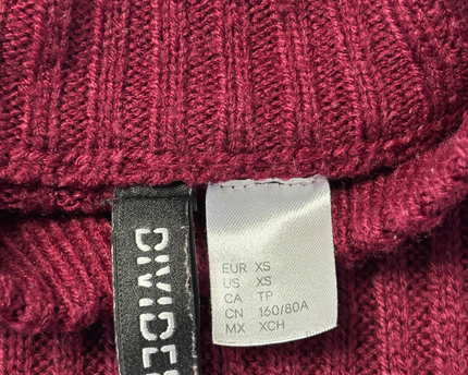 H&M Divided Maroon Mock Neck Ribbed Sweater