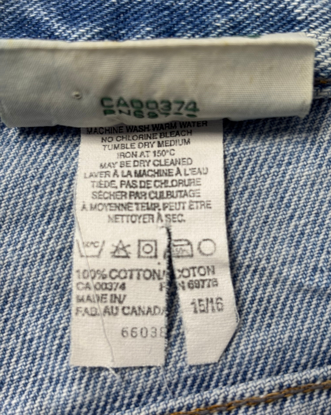 Northern Reflections Vintage High-Waisted Blue Jeans