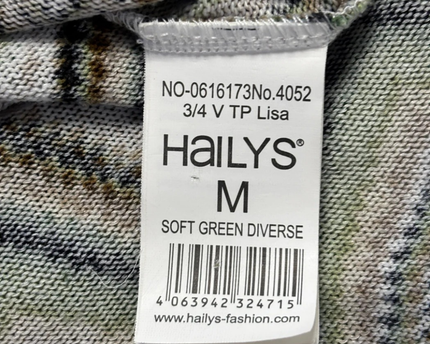 Hailys Soft Green Diverse Zigzag V-Neck Top