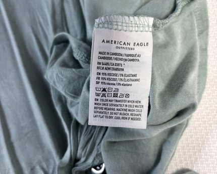 American Eagle Green Soft & Sexy Tie-Front Button Down Top